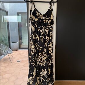 NWT GAP Black and Cream Floral Maxi Dress